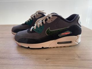 NIKE AIR MAX 90