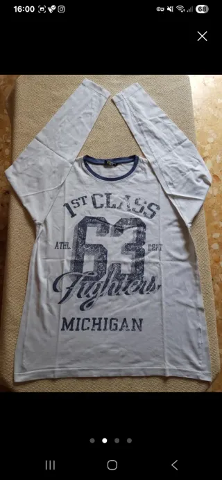 Camiseta blanca, marca Inside. Talla L Manga Larga