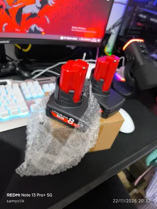 Batería Milwaukee M12 8Ah 1x40 2x70