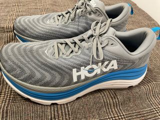 Hoka Bambas