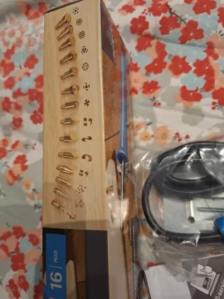 Pirógrafo con 14 puntas diferentes