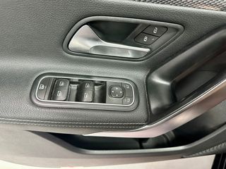 MERCEDES-BENZ Clase A Sedan A 180 d
