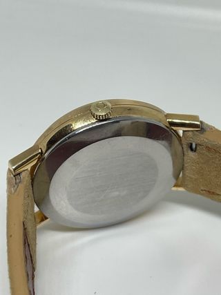 Omega Genéve Automático Dorado