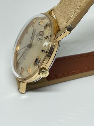 Omega Genéve Automático Dorado