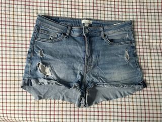 Shorts vaqueros desgastados