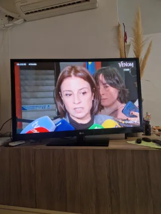 Televisor 50 pulgadas, LG Negro