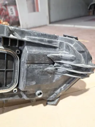 Faro Izquierdo Mercedes CLA