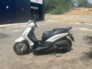 Piaggio Beverly 125