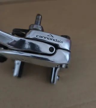 Pareja de frenos Cannondale Delta