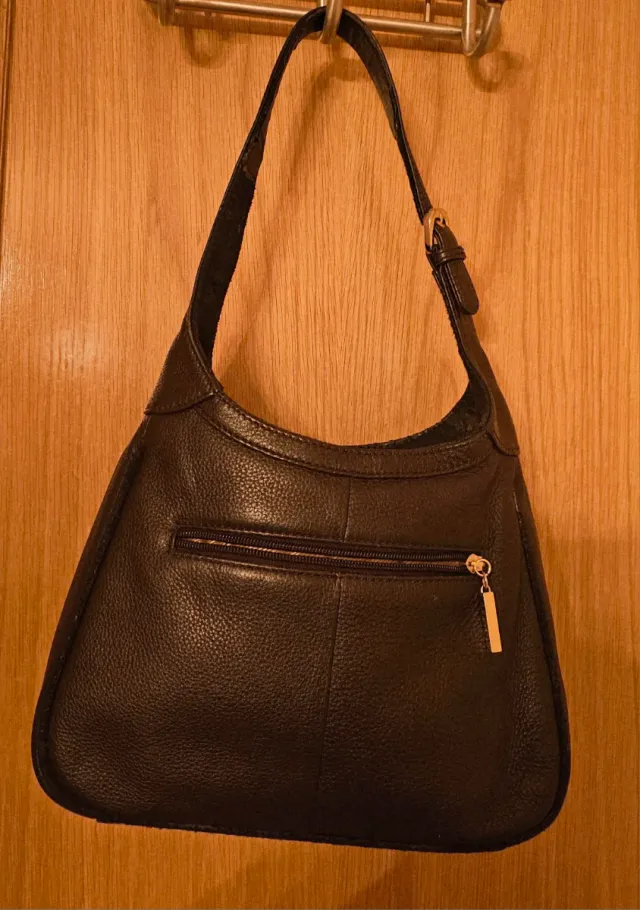 Tres Bolsos de mujer con asas de hombro