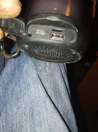 Cassa Portatile Viola nero