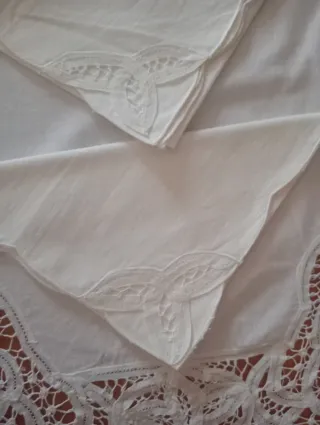 Mantelería Encaje Francés Hecho a Mano