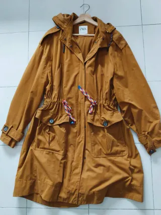 Abrigo Zara Talla L