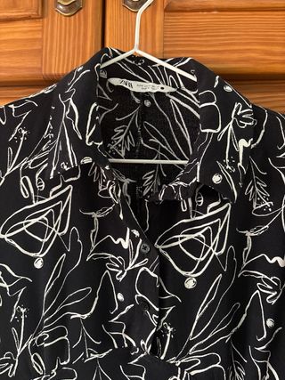 Vestido Zara estampado blanco y negro