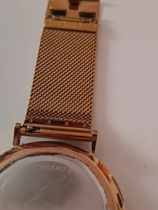 Reloj Elegante Abbot Lyon modelo A073