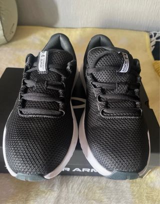 Botines Under Armour Negro/blanco