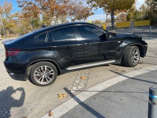 BMW X6 2011