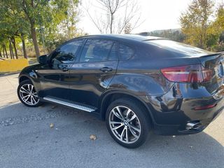 BMW X6 2011