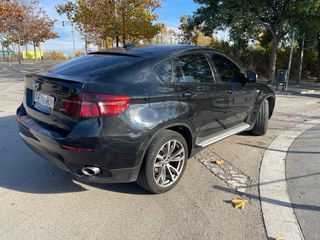BMW X6 2011