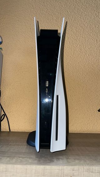 PLAYSTATION 5 con LECTOR DISCOS + MANDO DUAL SENSE