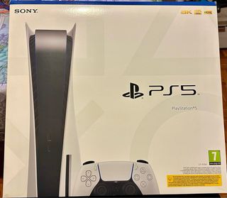 PLAYSTATION 5 con LECTOR DISCOS + MANDO DUAL SENSE