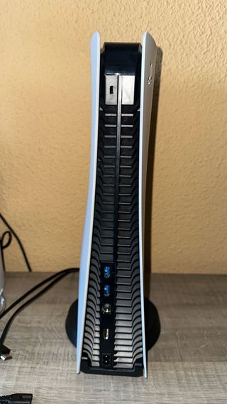 PLAYSTATION 5 con LECTOR DISCOS + MANDO DUAL SENSE