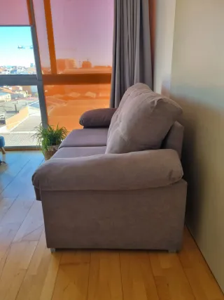 Sofá de tela beige/marrón (1 año)