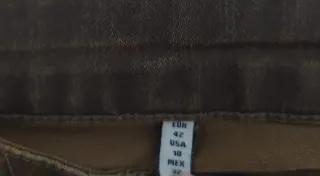 Pantalón Zara encerado slim medium rise T. XL