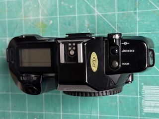 Canon EOS 650 Cámara Analógica Negra