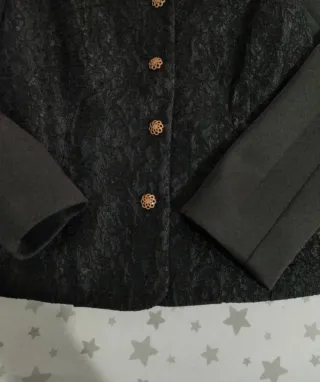 Blazer negra encaje