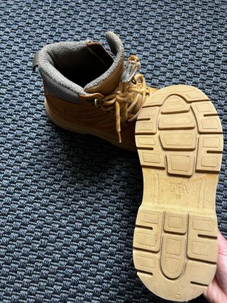 Botas Zara niño talla 38