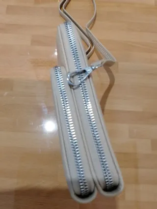 Bolso para móvil beige