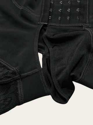 Faja Moldeadora Negra Ajustable