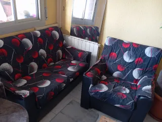 Sofá y sillón estampado