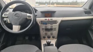 Opel Astra 2008