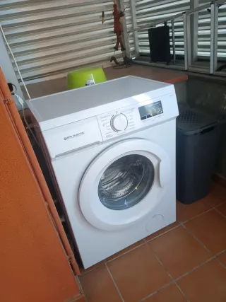 Lavadora EAS ELECTRIC 7Kg 1200 RPM A+++
