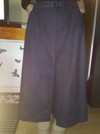 Falda pantalón. Vintage azyl oscuro con bolsillos