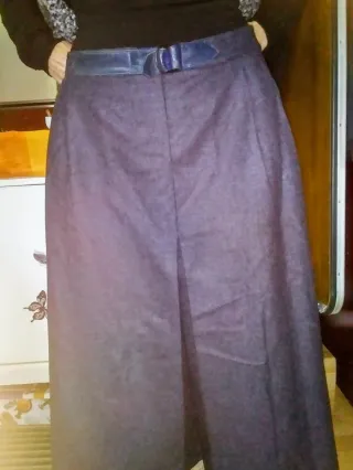 Falda pantalón. Vintage azyl oscuro con bolsillos