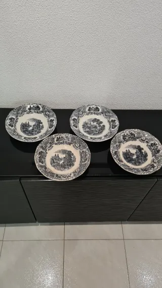 4 Platos Hondos Cartuja de Sevilla Pickman vistas