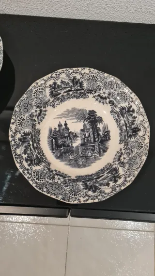 4 Platos Hondos Cartuja de Sevilla Pickman vistas