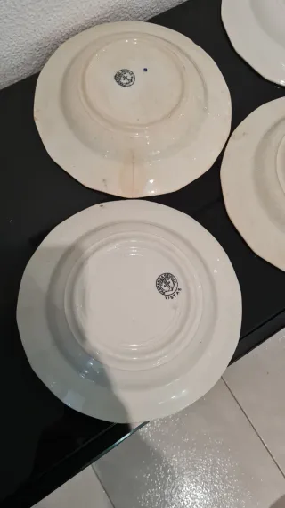 4 Platos Hondos Cartuja de Sevilla Pickman vistas