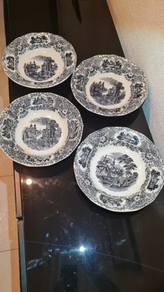 4 Platos Hondos Cartuja de Sevilla Pickman vistas