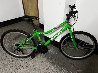 Bicicleta B-PRO 24’