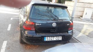 Volkswagen Golf 2003