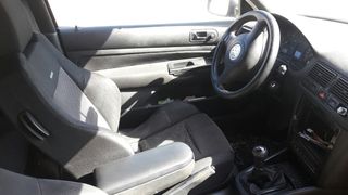 Volkswagen Golf 2003