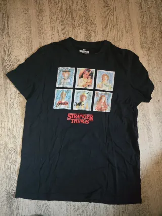 Camiseta Stranger Things Estampada