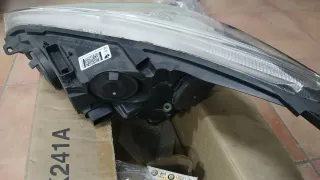 Faro Derecho Ford Focus 2018