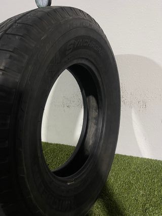 225 75 16 104H MICHELIN 4x4 SYNCHRONE