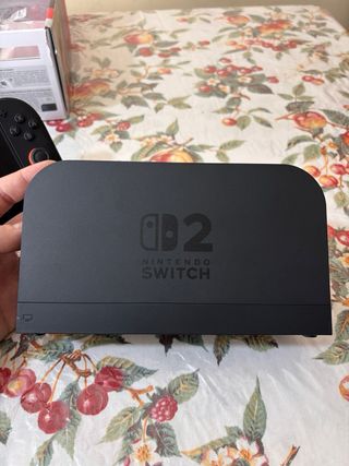 Nintendo Switch 2 + tre giochi pokemon inclusi