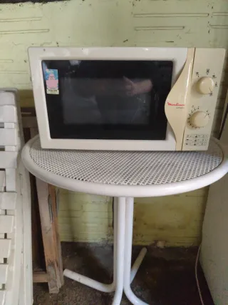 Microondas Moulinex Compact